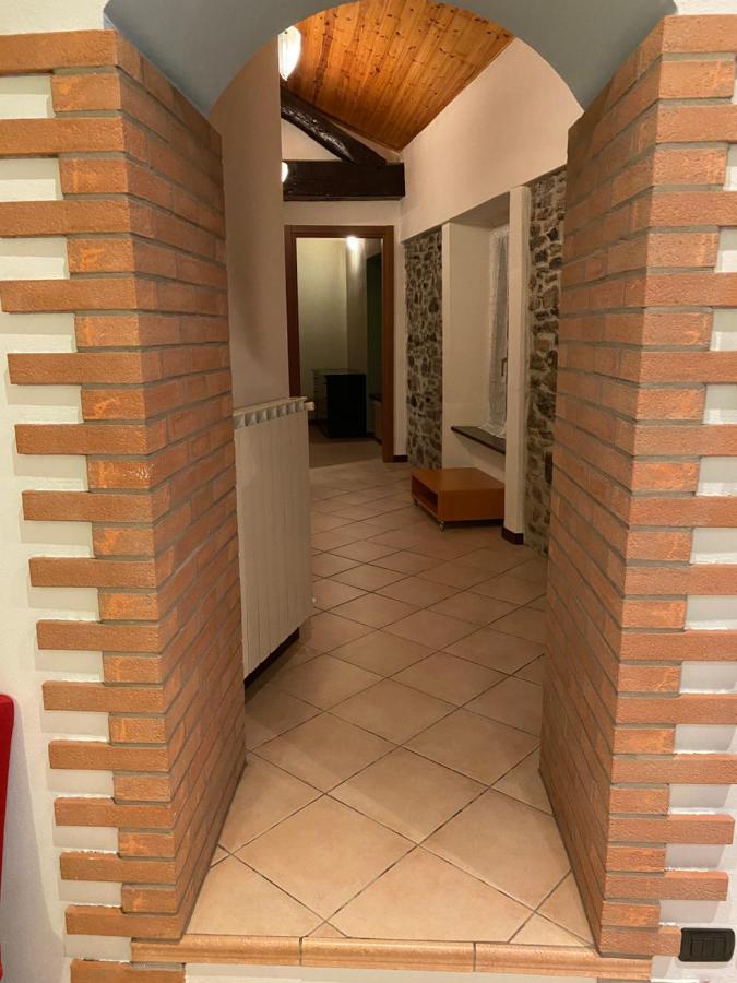 切尔诺比奥Borgo Antico House公寓 外观 照片